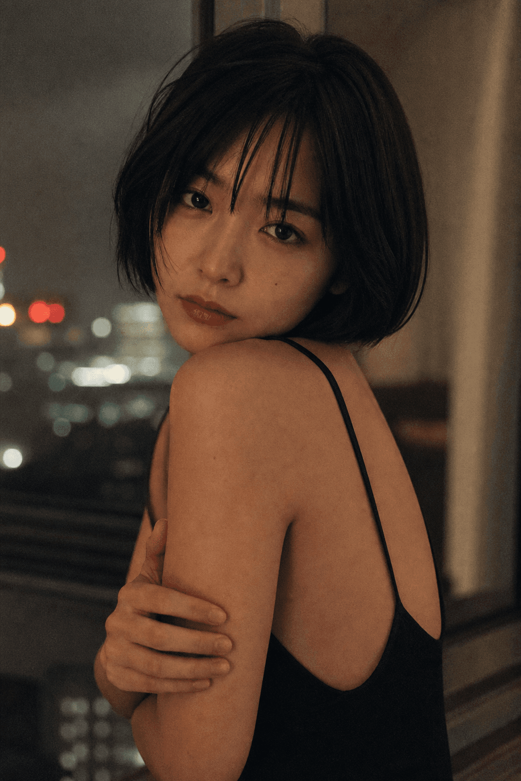ユイ，残業は終わった。彼女は退勤していない
