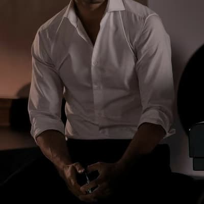 Damon，Forced marriage with a hidden love?